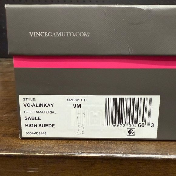 New W/ Box! Women's Vince Camuto Knee High Sable Suede Heeled Fall Boots Size 9 - Picture 6 of 6